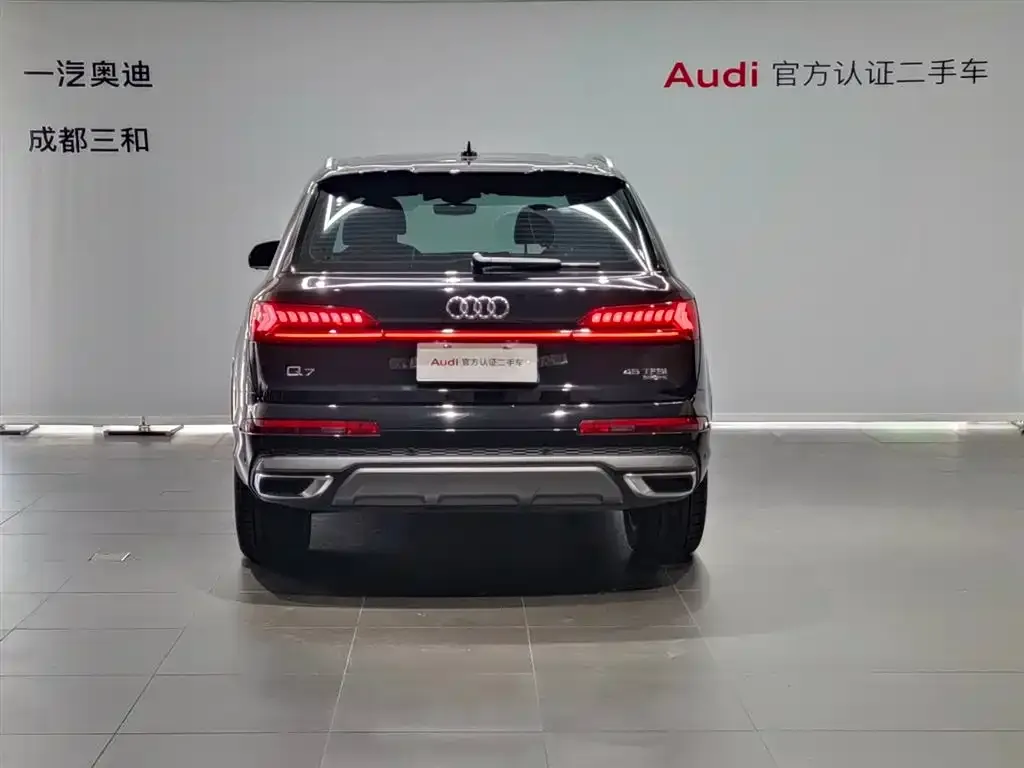 Audi Q7 — фото 7