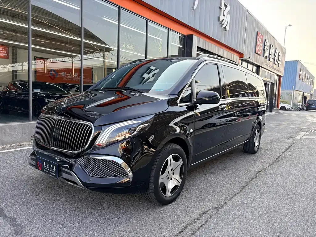 Mercedes-Benz Vito — фото 1