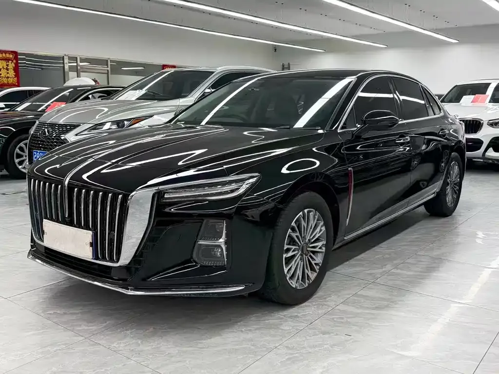 Hongqi H5 — фото 1