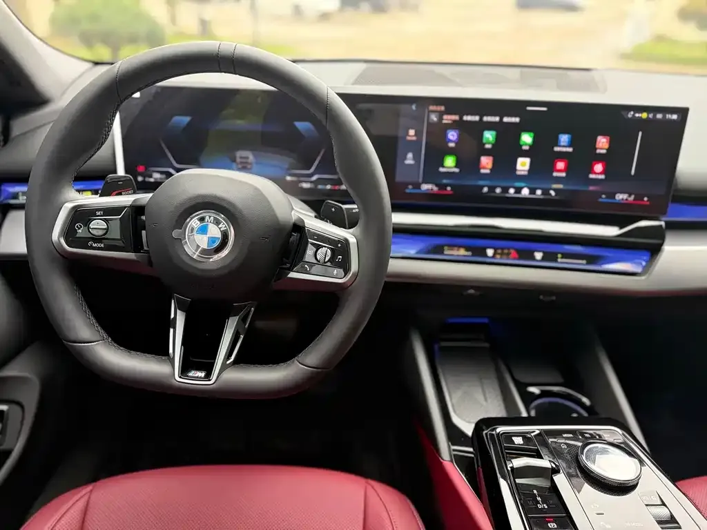 BMW 5 Series — фото 2
