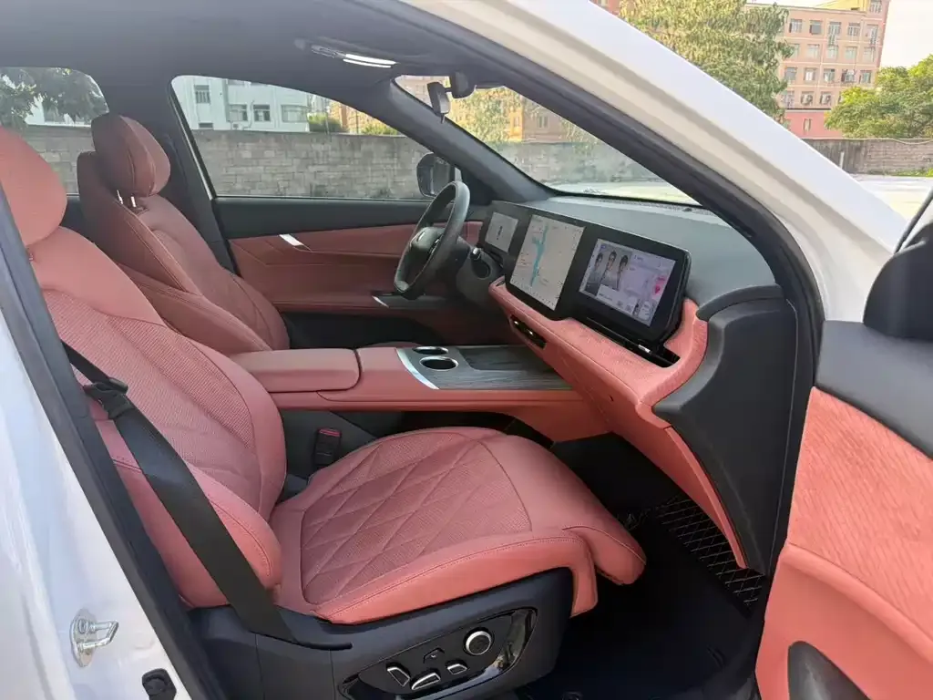 Changan CS75 PLUS — фото 3
