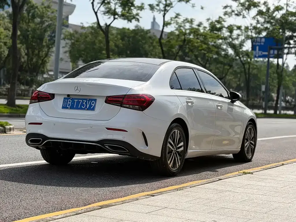 Mercedes-Benz A-Class — фото 8