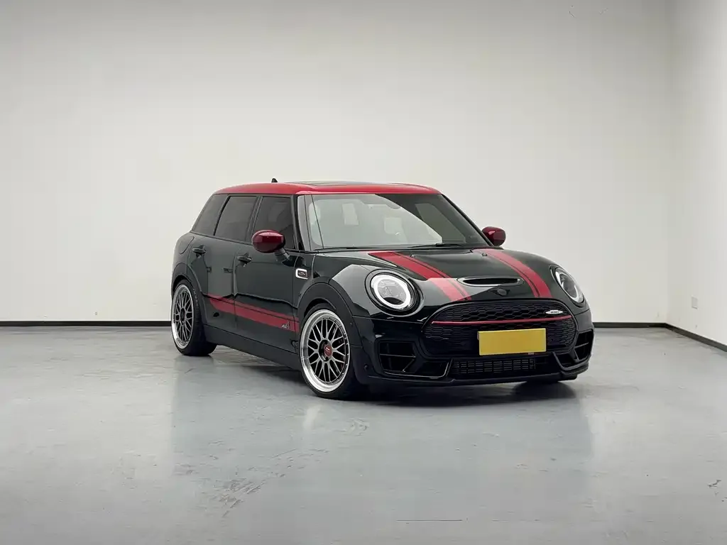 MINI Clubman JCW — фото 2
