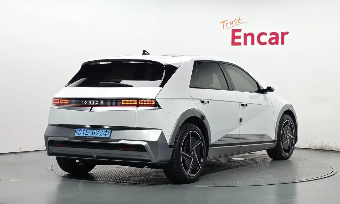 Hyundai Ioniq5 — фото 2