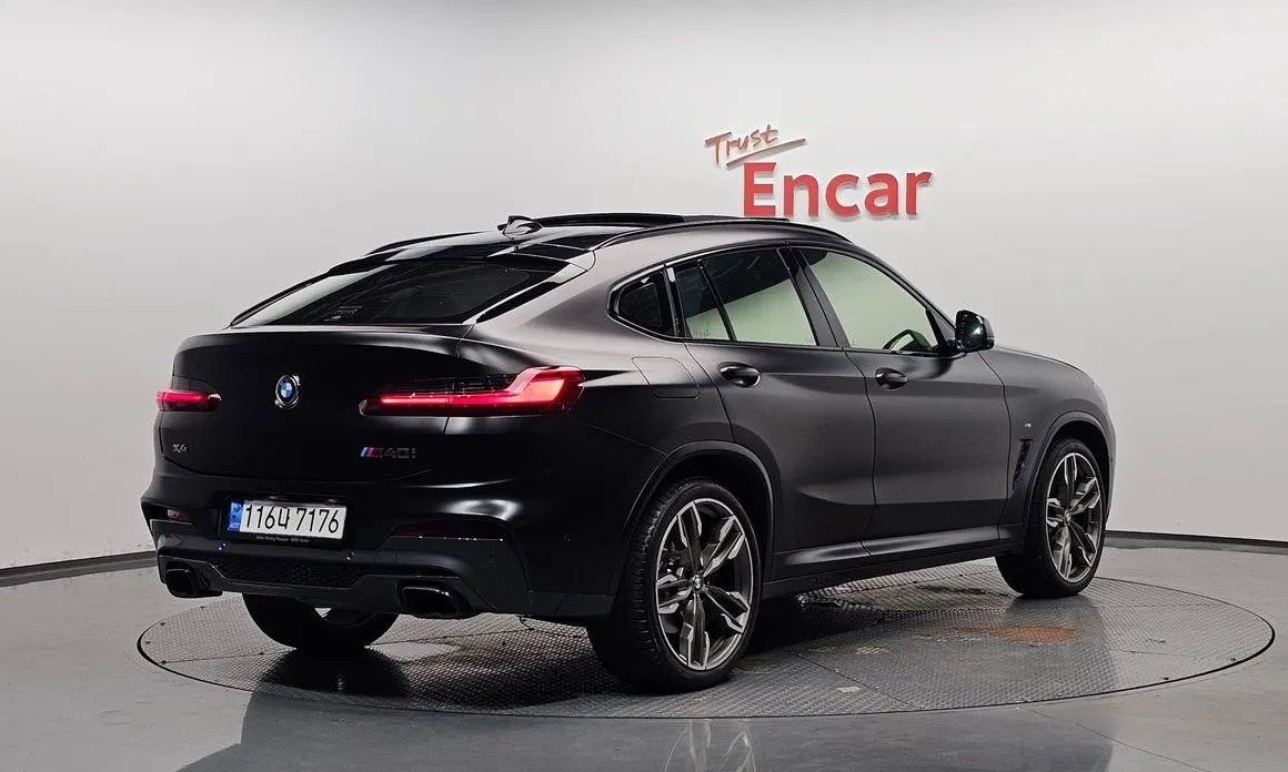 BMW X4 — фото 8