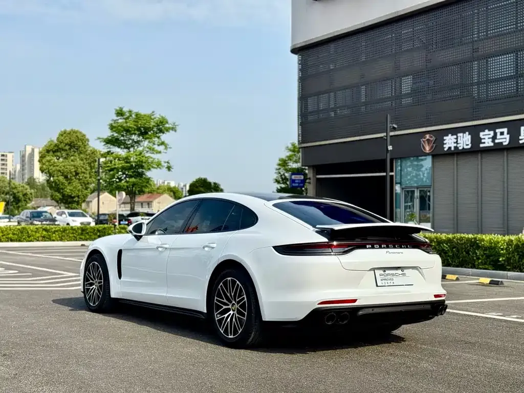 Porsche Panamera — фото 4