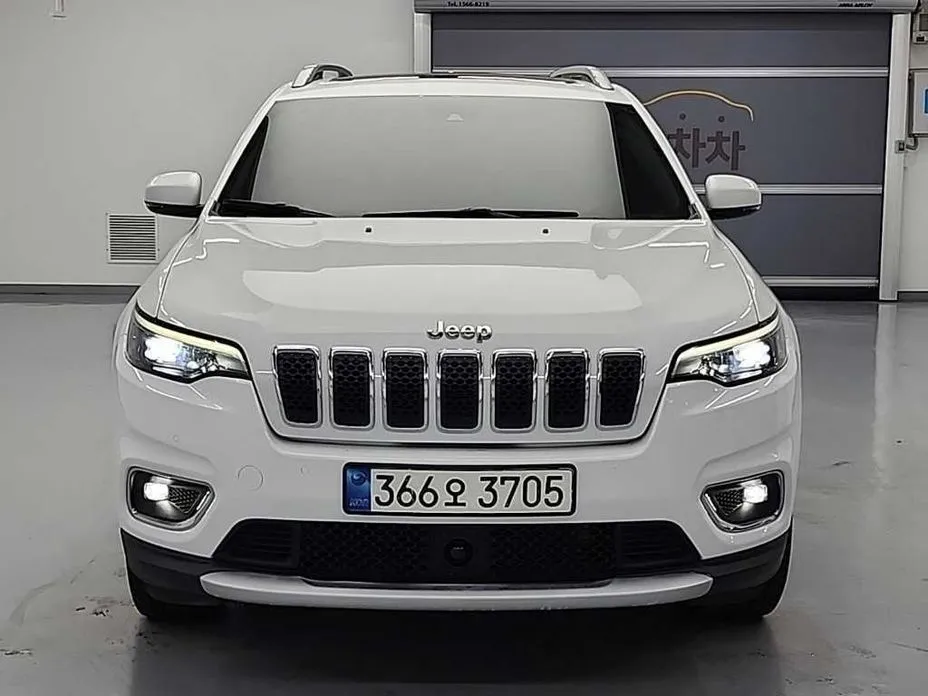 Jeep Cherokee — фото 3