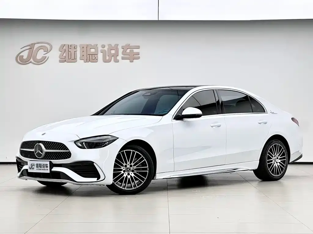 Mercedes-Benz C-Class — фото 1