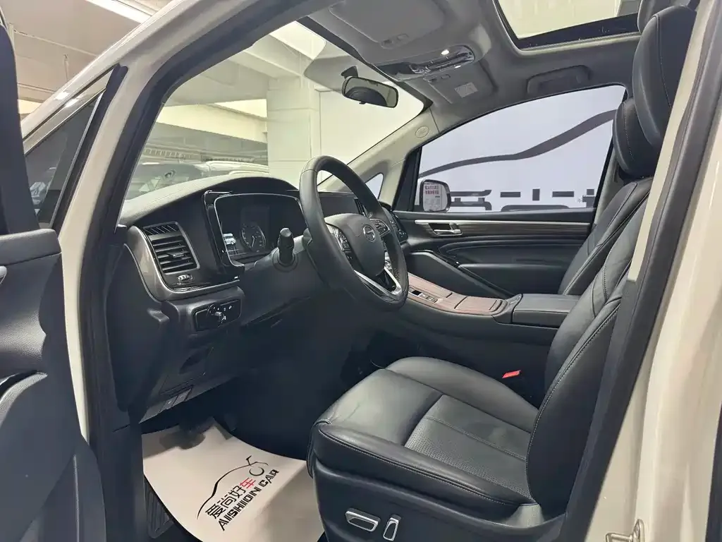 GAC Motor Trumpchi M8 — фото 10