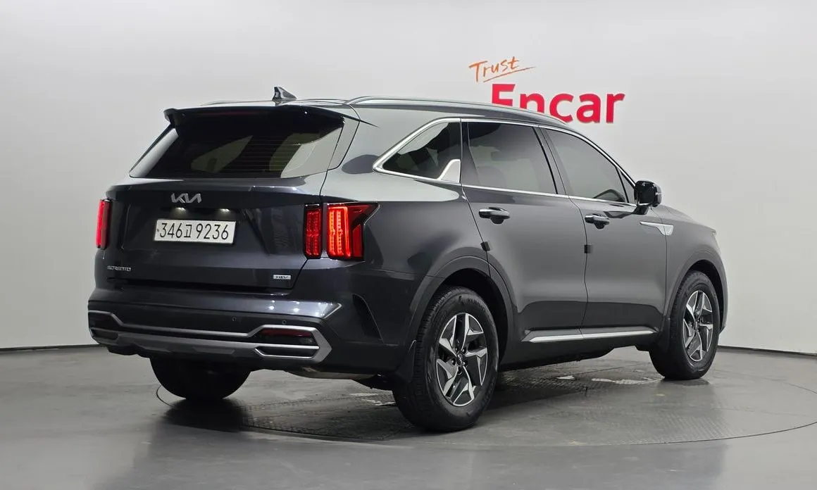 Kia Sorento — фото 9