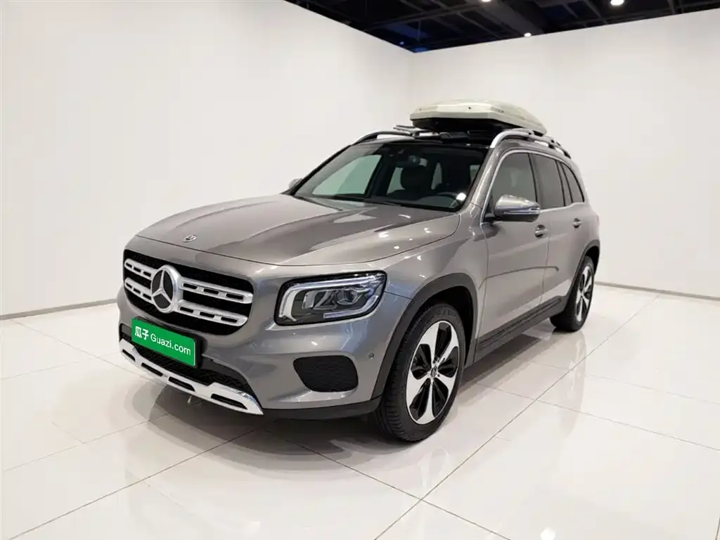 Mercedes-Benz GLB — фото 1