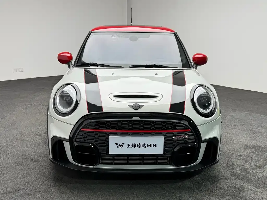 MINI JCW (John Cooper Works) — фото 10