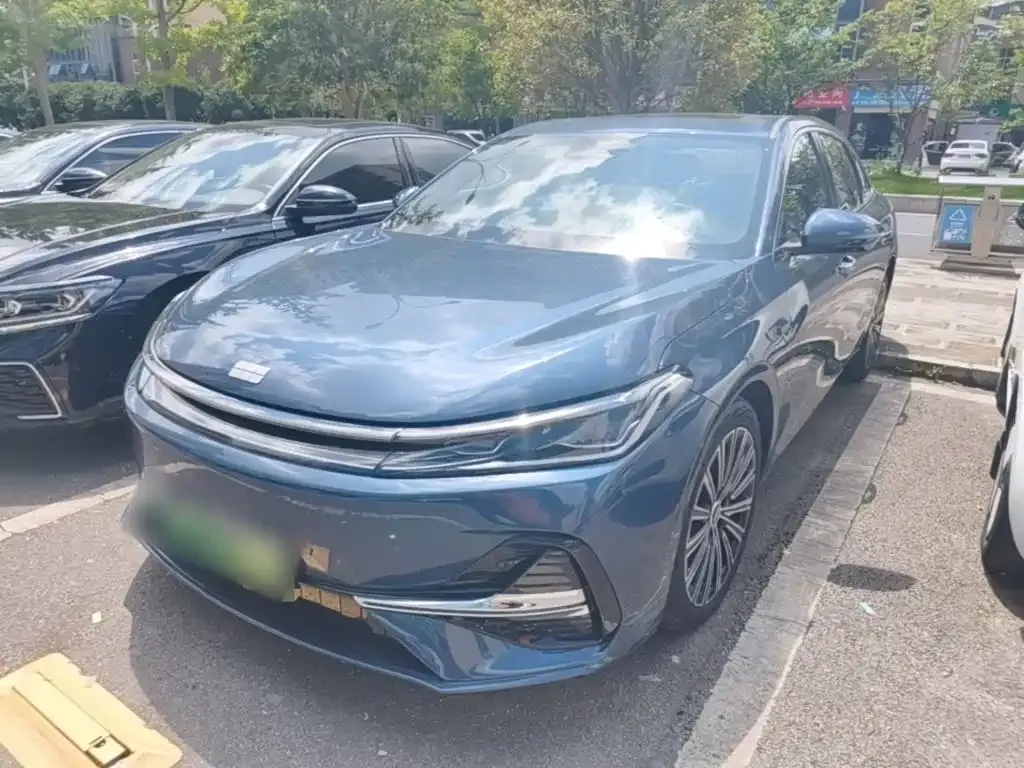 Geely Galaxy A7 EM — фото 1