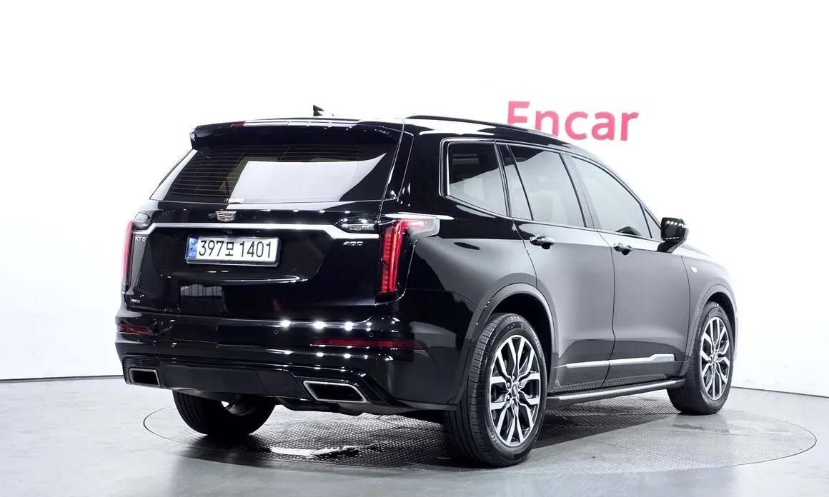 Cadillac XT6 — фото 2