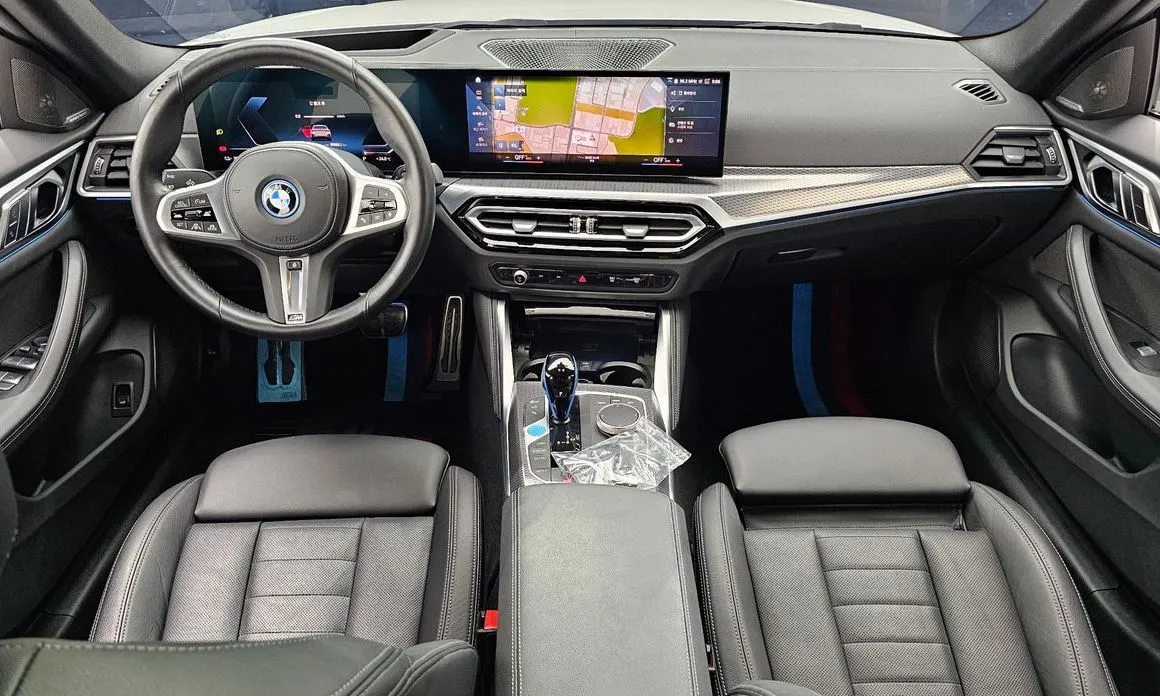 BMW i4 — фото 10