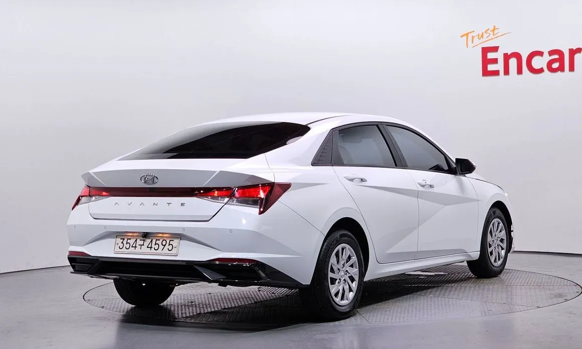 Hyundai AVANTE — фото 8