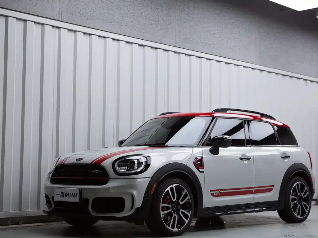 MINI Countryman JCW — фото 1