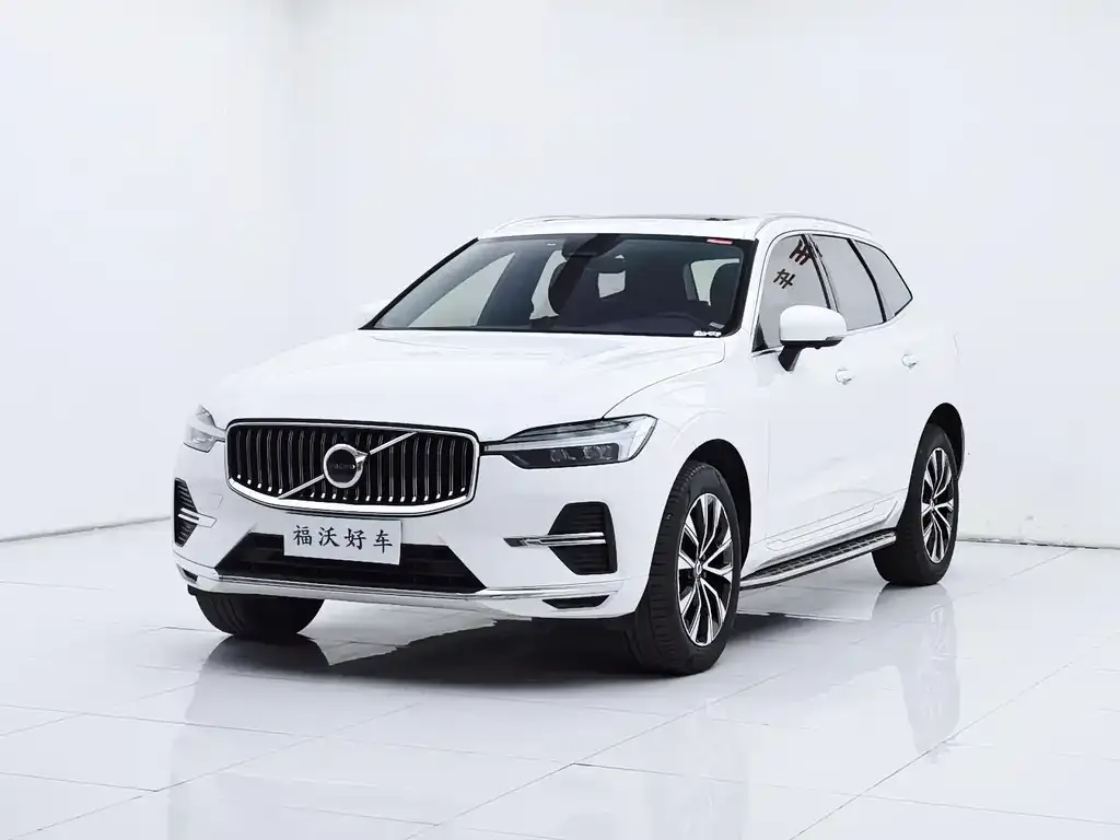 Volvo XC60 — фото 1