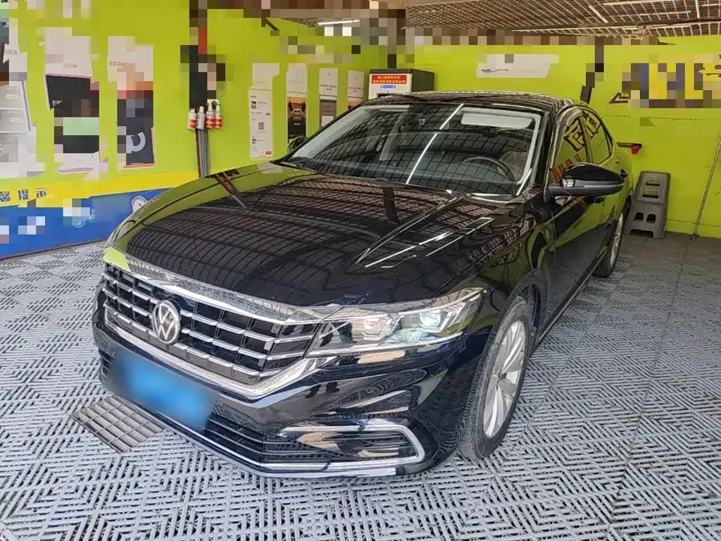 Volkswagen Passat — фото 6