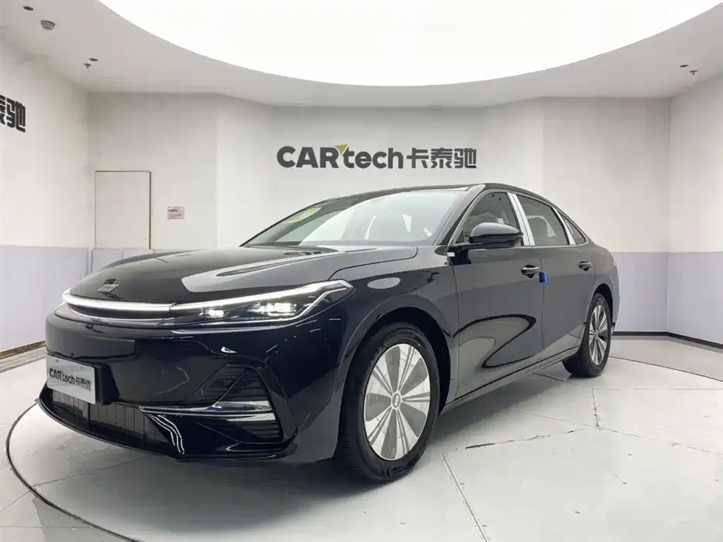 Geely 银河A7 EM — фото 1