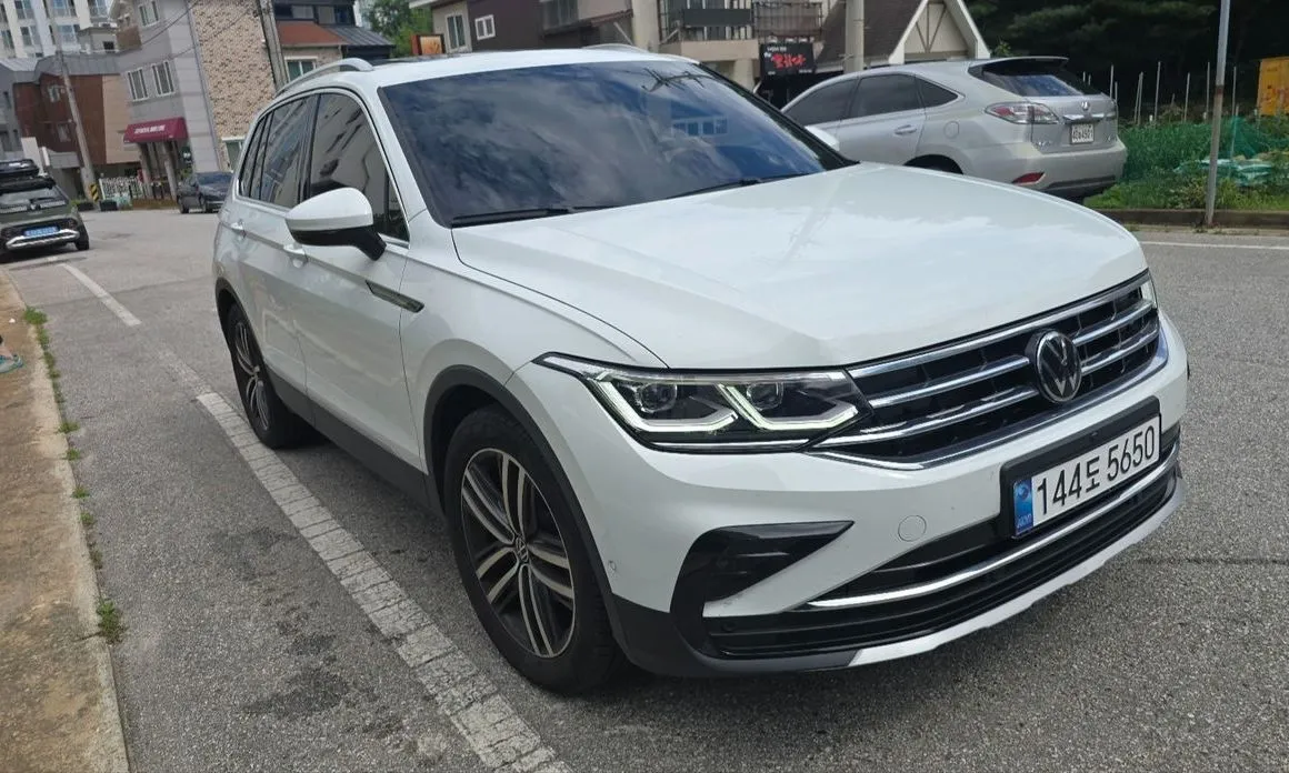 Volkswagen Tiguan — фото 1