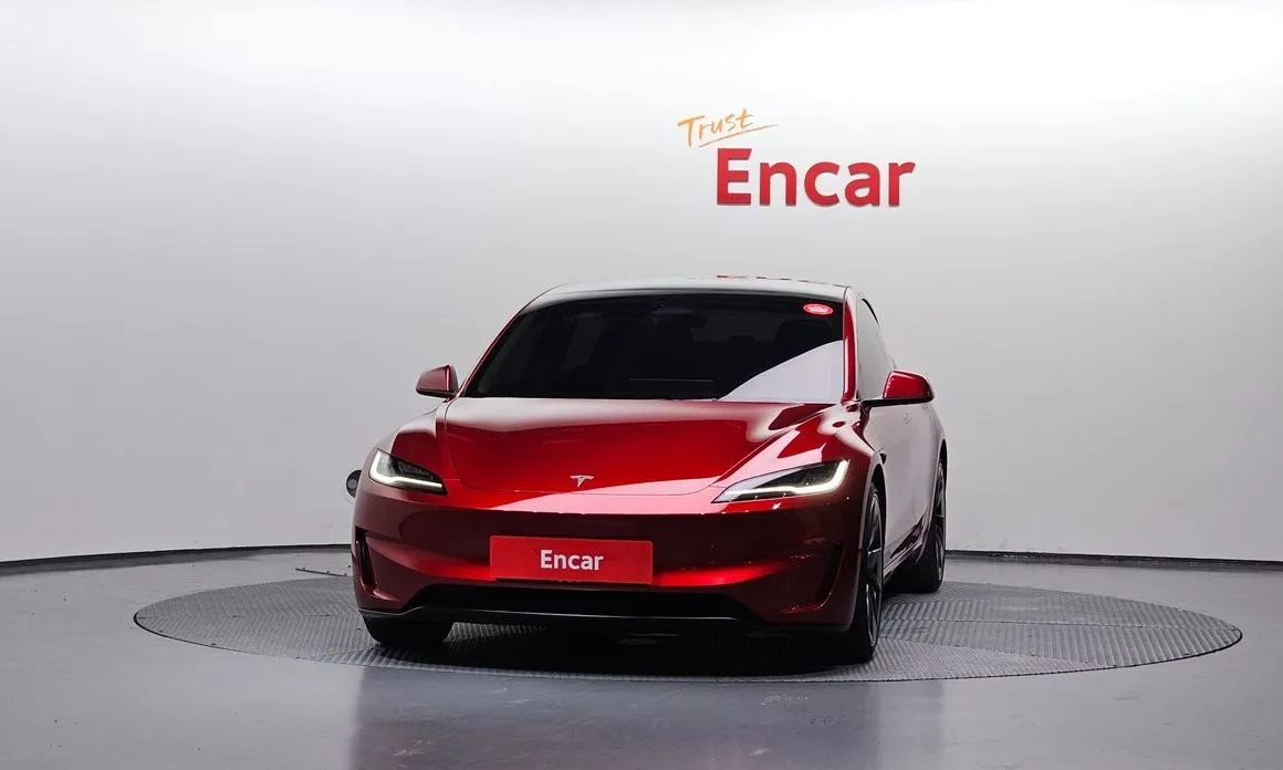 Tesla Model 3 — фото 2