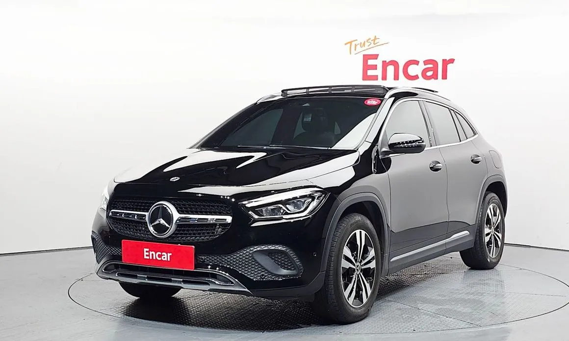 Mercedes-Benz GLA-Class — фото 1