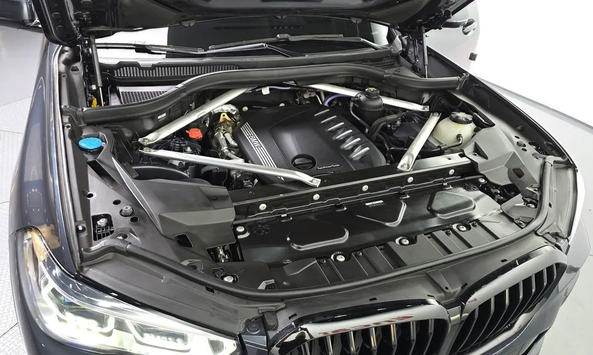 BMW X5 — фото 8