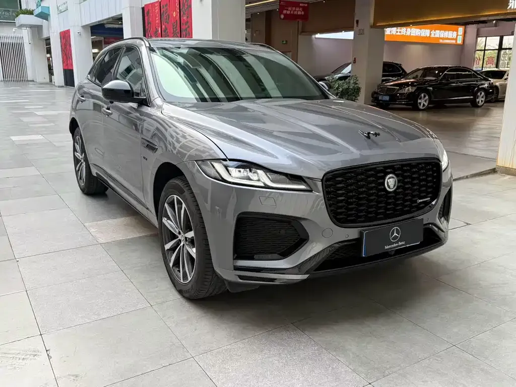 Jaguar F-PACE — фото 7