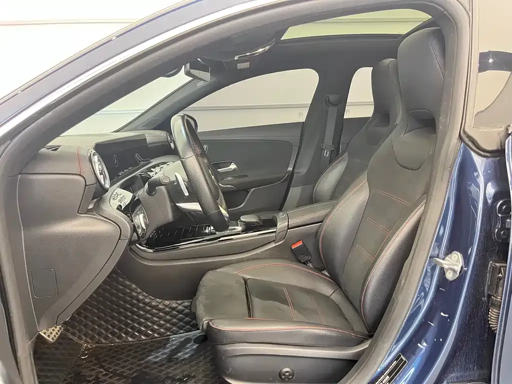 Mercedes-Benz CLA (Import) — фото 6