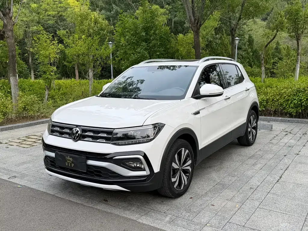 Volkswagen T-Cross — фото 1