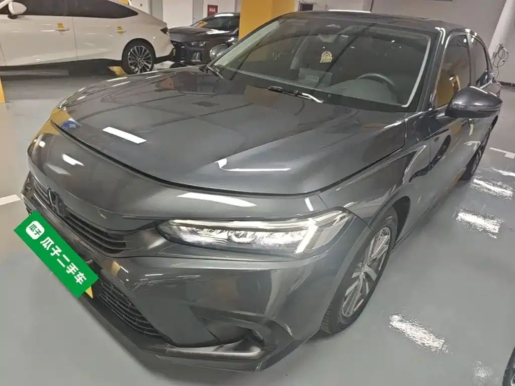 Honda Civic — фото 1