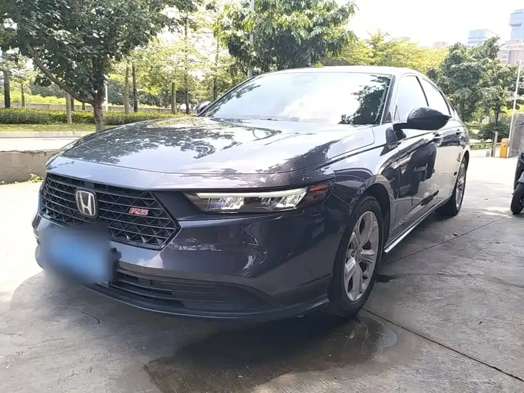 Honda Accord — фото 1