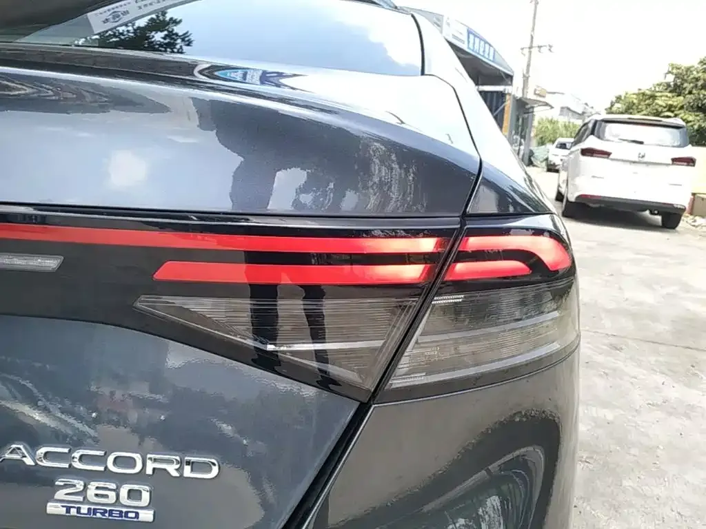 Honda Accord — фото 2
