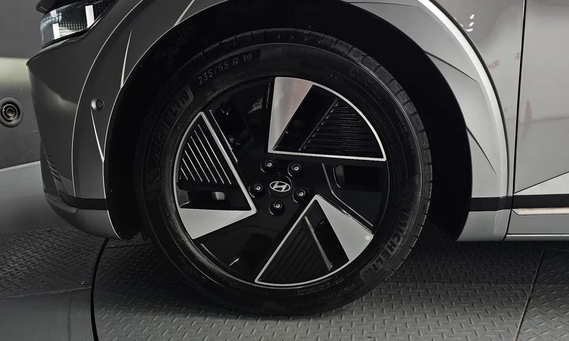 Hyundai Ioniq5 — фото 8