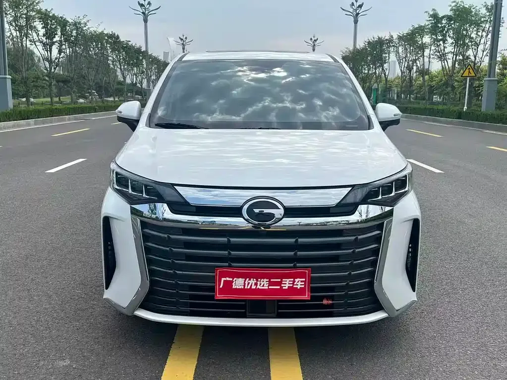 GAC Motor Trumpchi M6 — фото 1