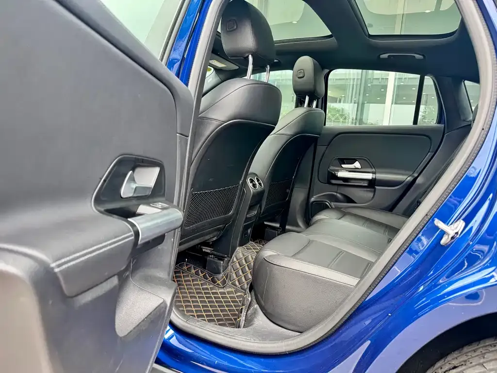 Mercedes-Benz GLA — фото 2
