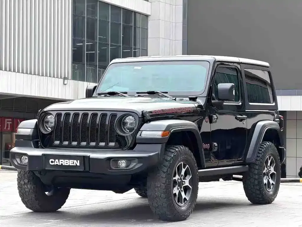Jeep Wrangler — фото 1