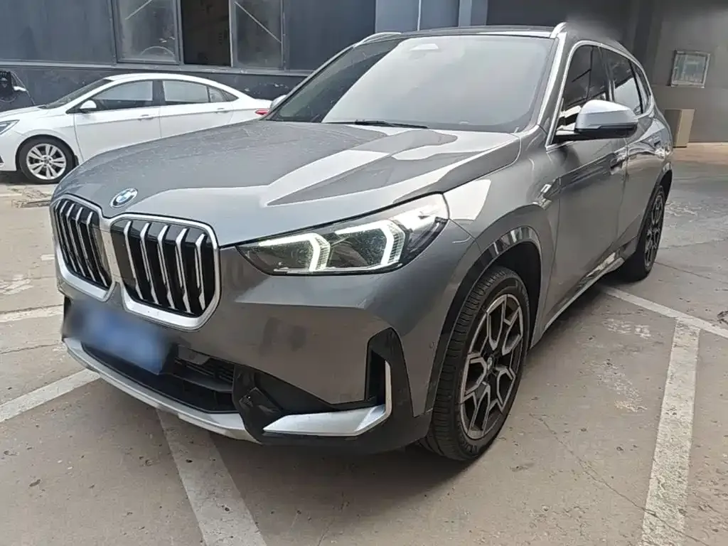 BMW X1 — фото 5