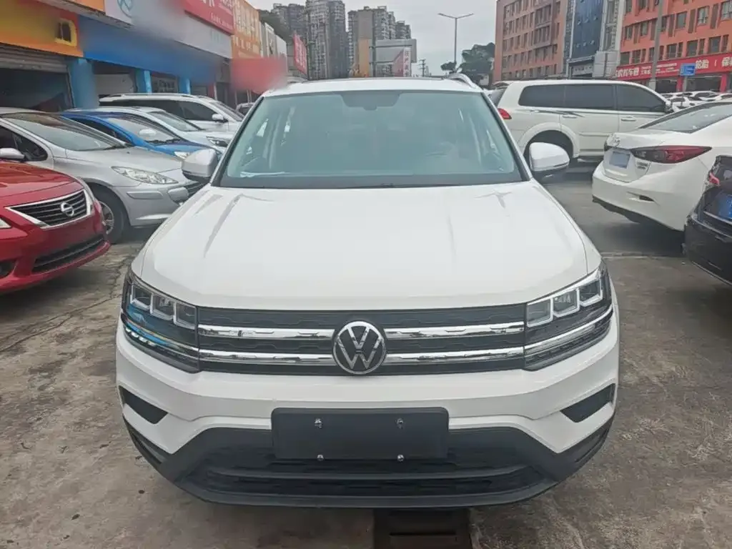 Volkswagen Tharu — фото 3