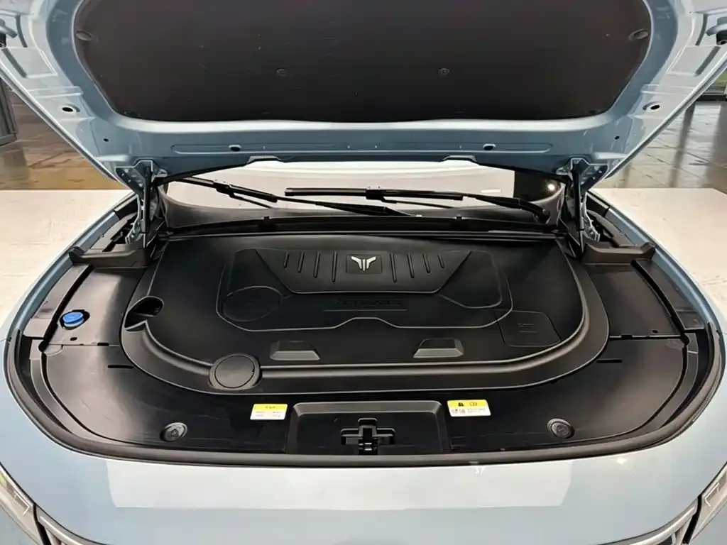 VOYAH FREE — фото 6