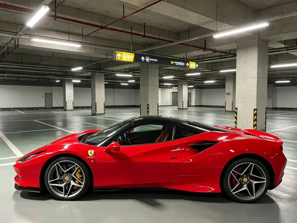 Ferrari F8 — фото 2
