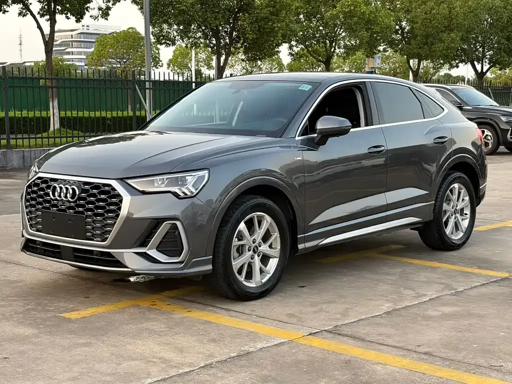 Audi Q3 Sportback — фото 8