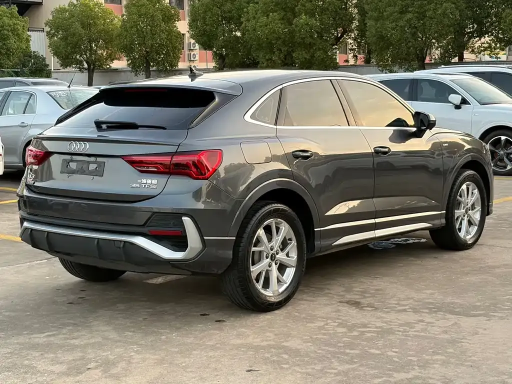 Audi Q3 Sportback — фото 4