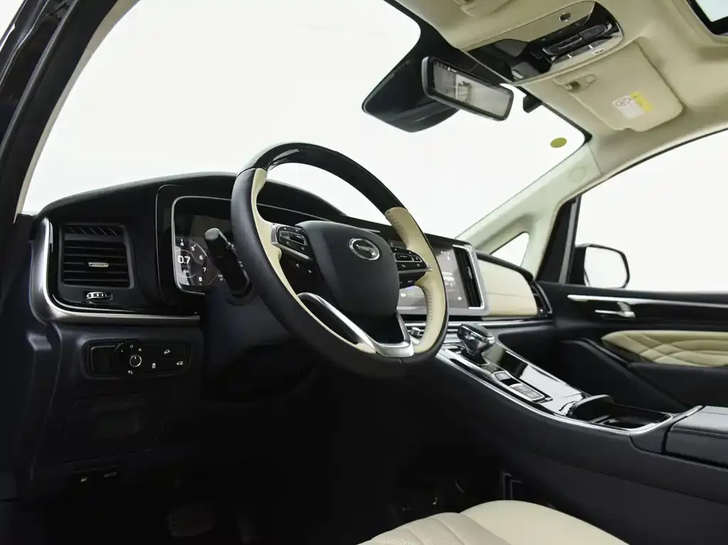 GAC Motor Trumpchi M8 — фото 3