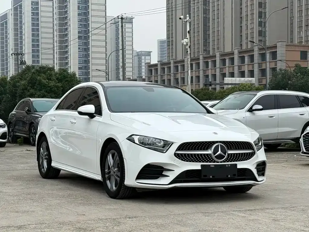 Mercedes-Benz A-Class — фото 10