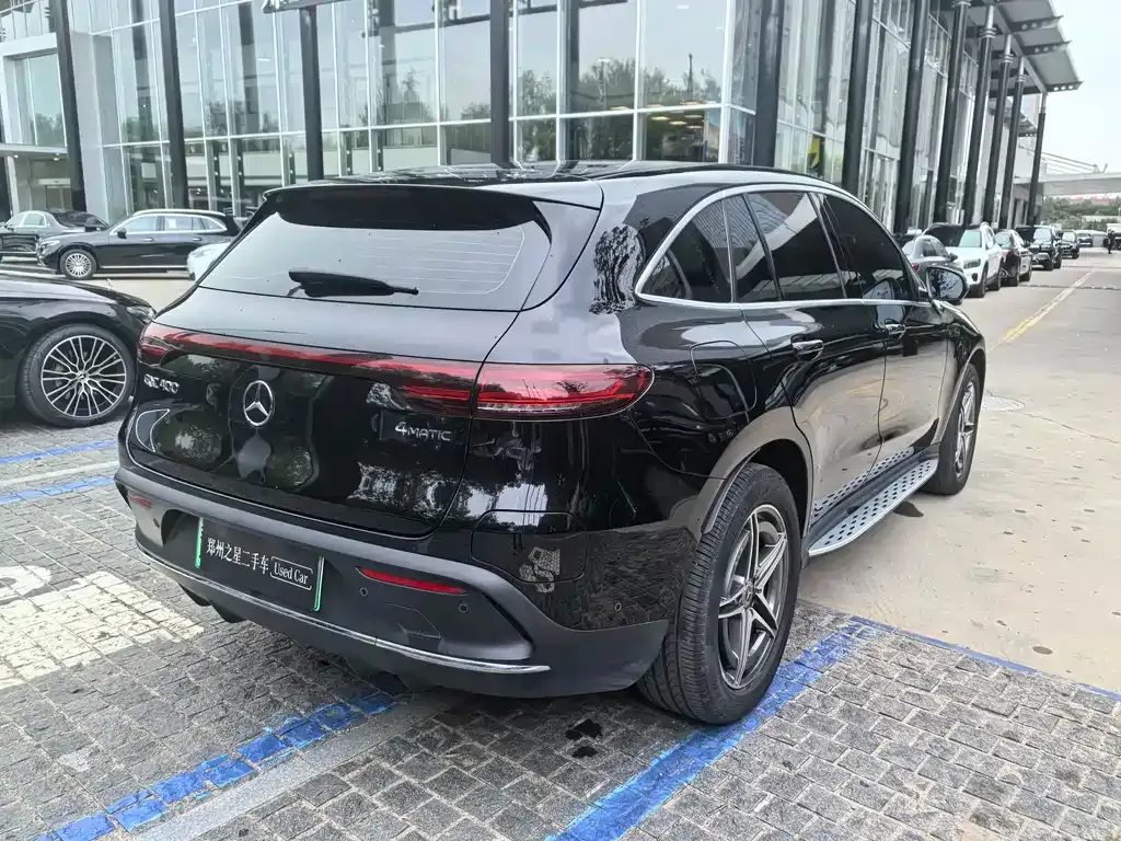 Mercedes-Benz EQC — фото 5