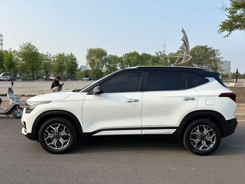 Kia KX3 — фото 8