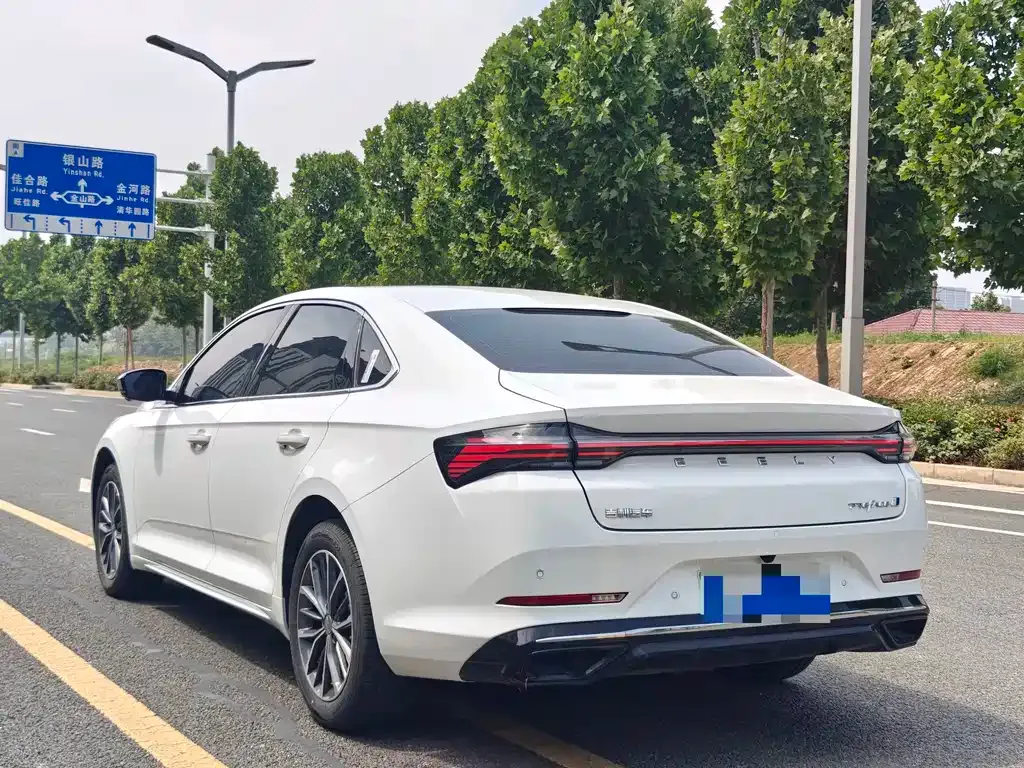 Geely Xingrui — фото 6