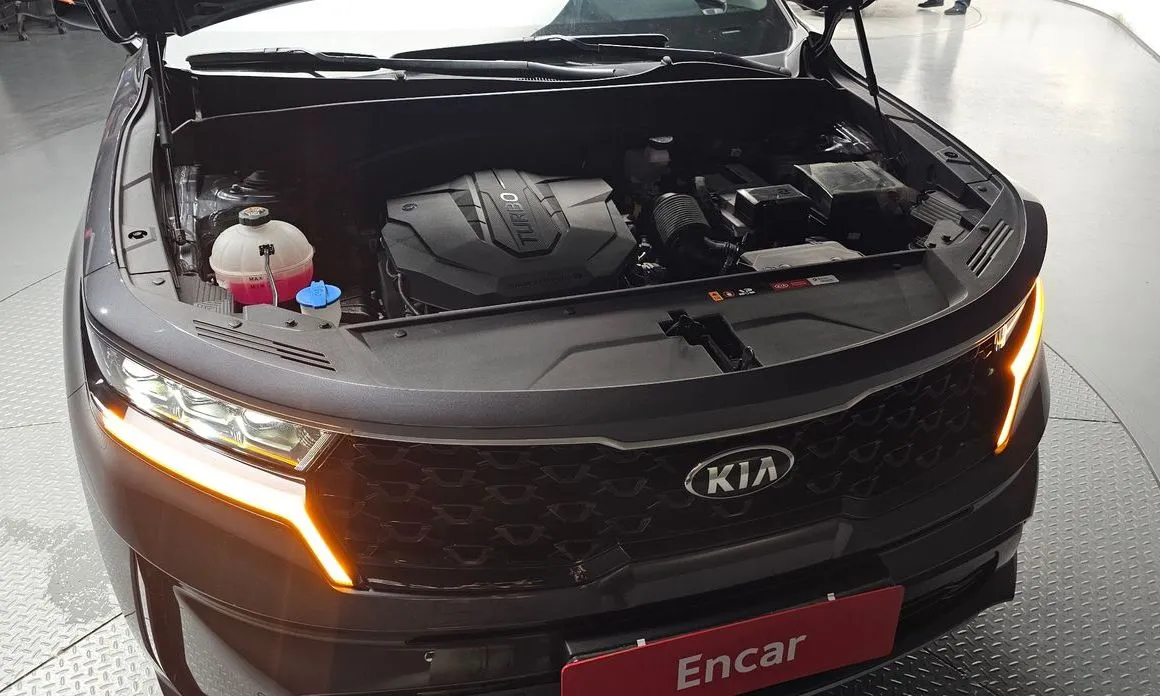 Kia Sorento — фото 6